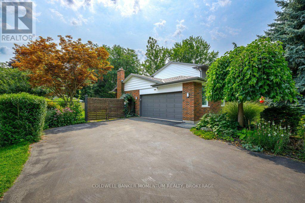 45 ROYAL HENLEY BOULEVARD - 31