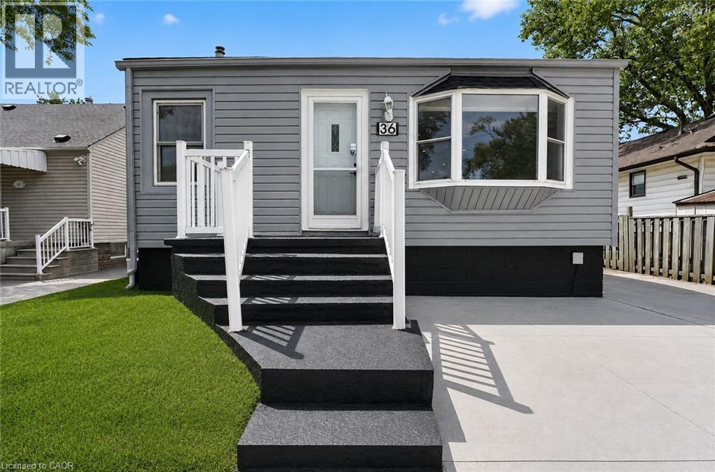 36 MAHONY Avenue