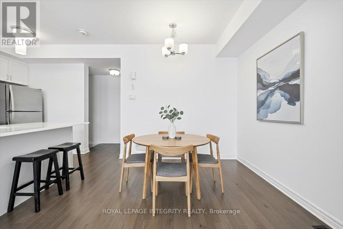 2 Bed, 2 Bath House for Sale in Ottawa – 41 CARABINER PRIVATE, Ottawa – MLS# X13665914 - Image 12