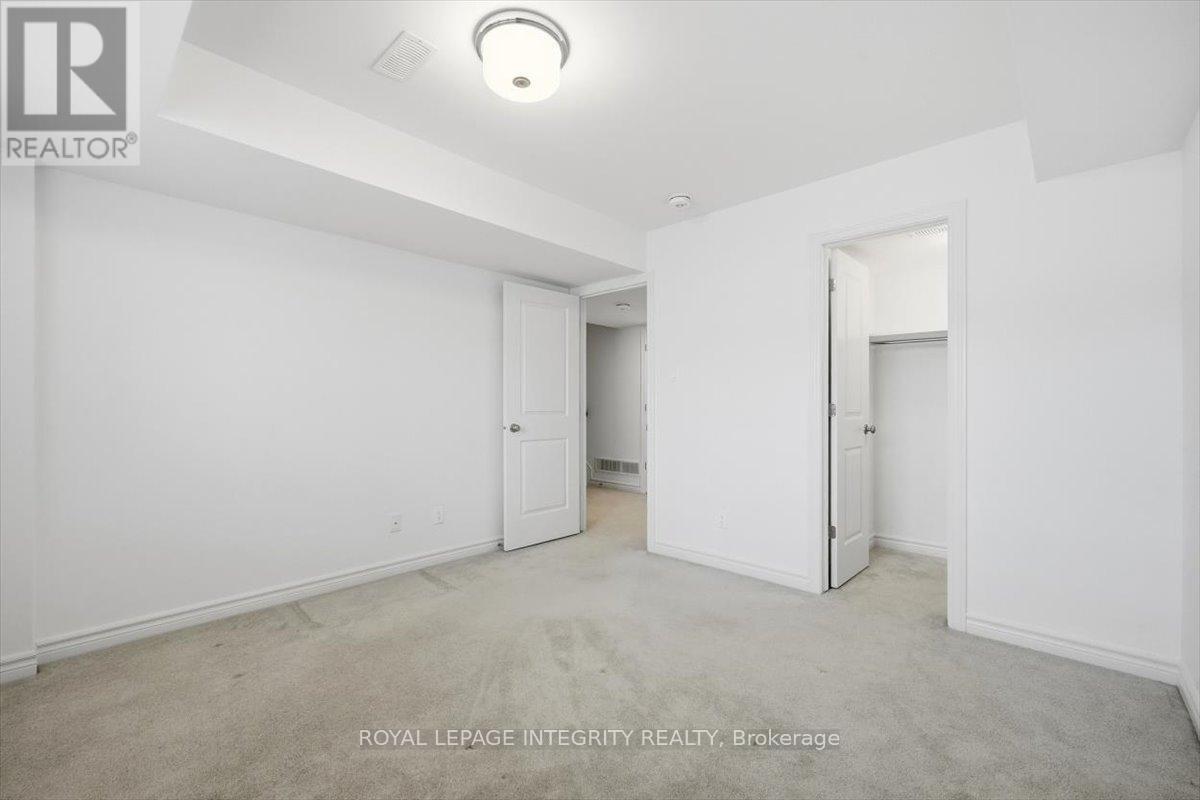 2 Bed, 2 Bath House for Sale in Ottawa – 41 CARABINER PRIVATE, Ottawa – MLS# X13665914 - Image 20