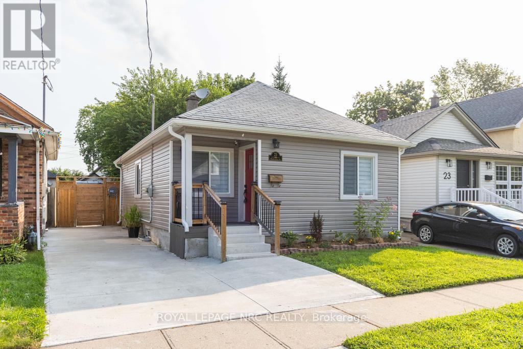 21 TRAPNELL STREET - 1