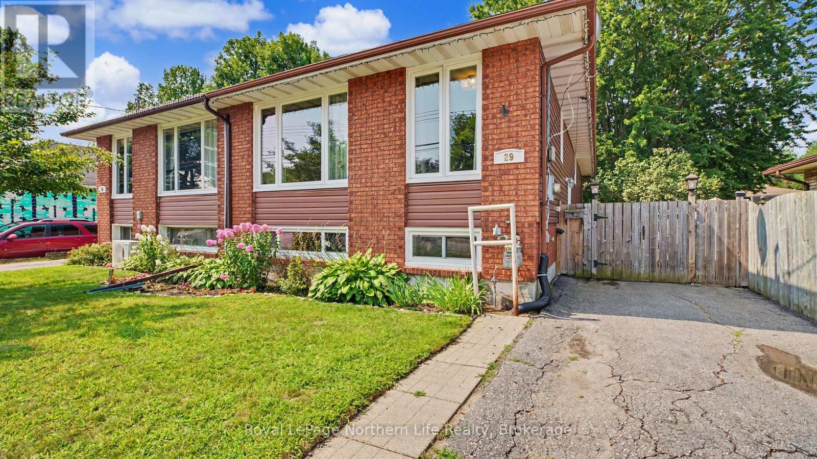 29 POLLARD AVENUE - Image 37