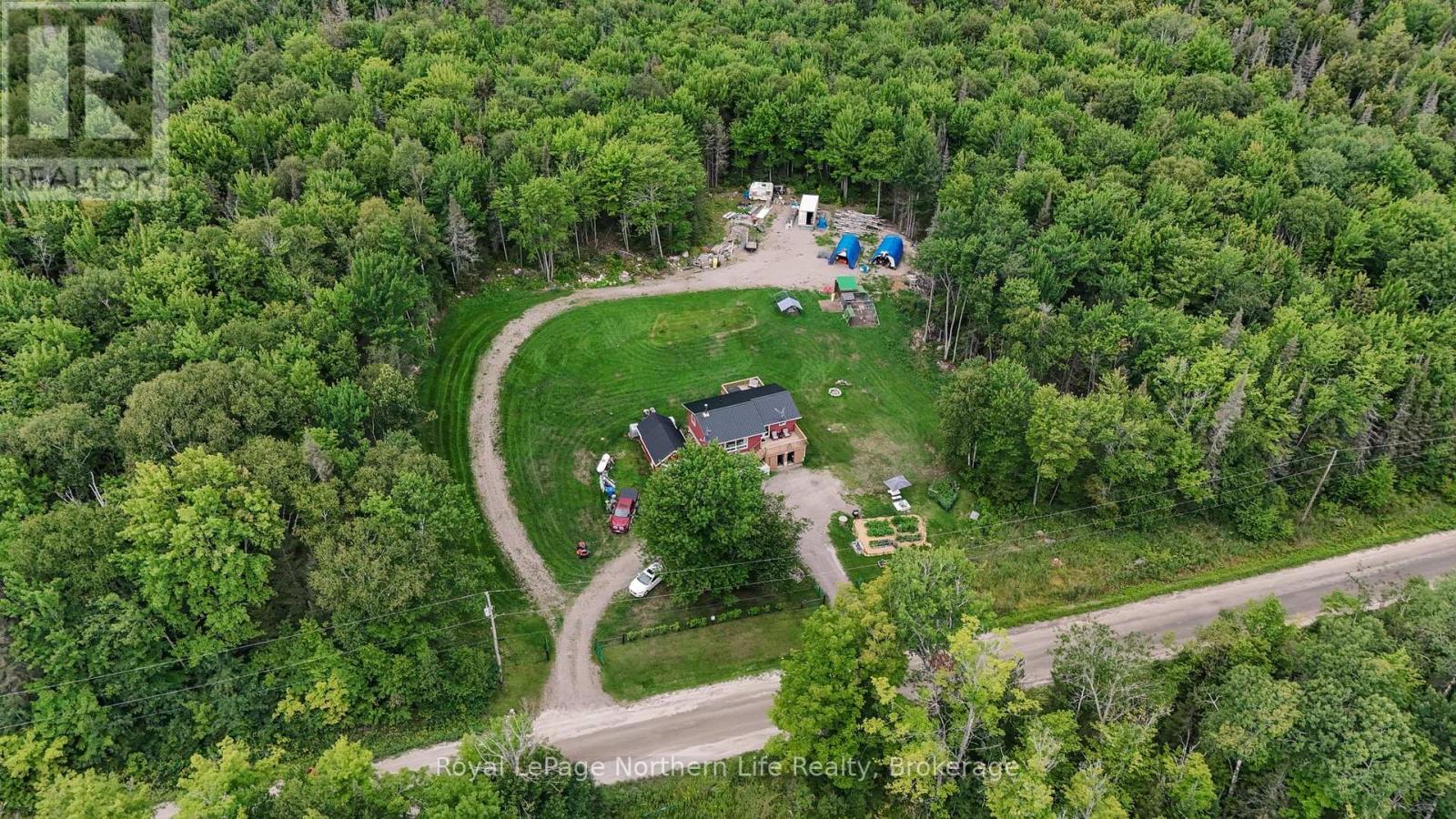 1343 GOLF COURSE ROAD - 45