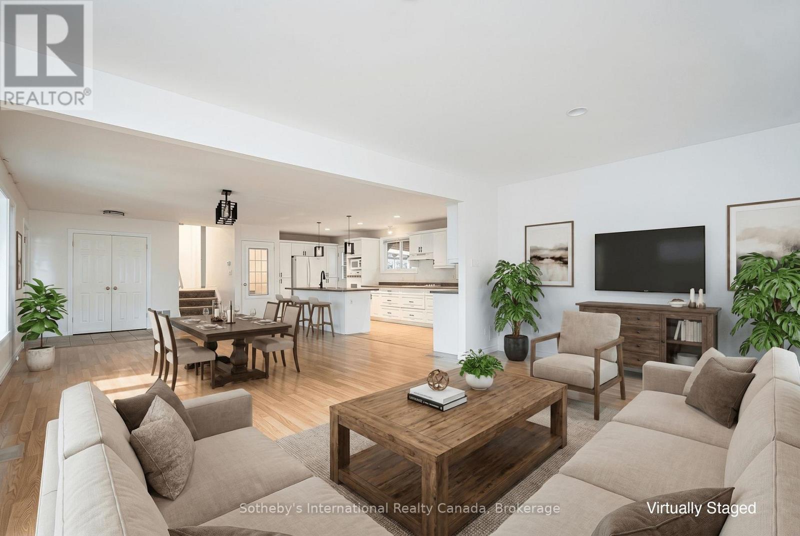 7 WHIPPS COURT - 1