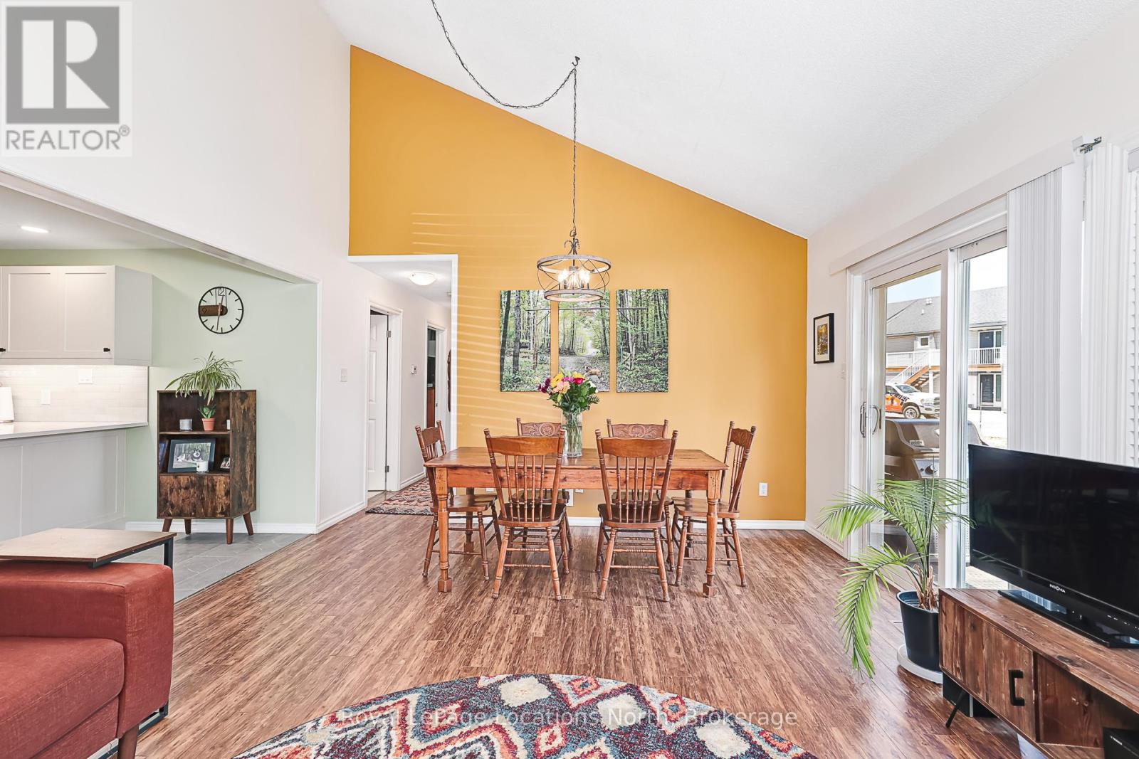 #139 55 TROTT BOULEVARD - Image 9