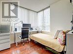 #905 7 BISHOP AVENUE - 17