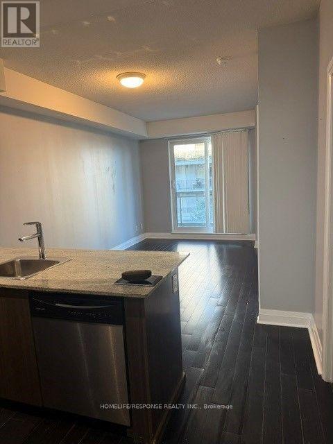 #418 17 KENASTON GARDENS - 2