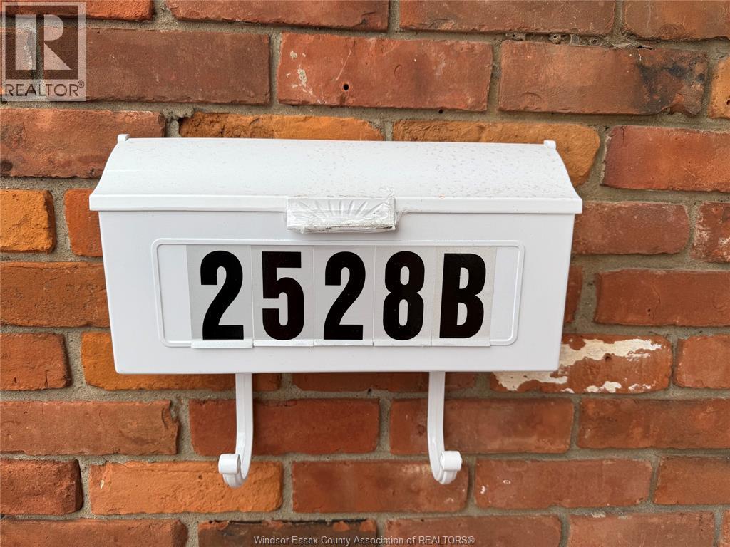 #B 2534 Dougall Avenue, Windsor, Ontario, N8X1T6, Windsor, Ontario — photo 5 of 5
