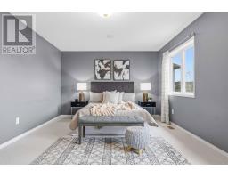 75 Robert Attersley Drive E, Whitby, ON L1R0B7 Photo 32