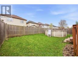 75 Robert Attersley Drive E, Whitby, ON L1R0B7 Photo 46