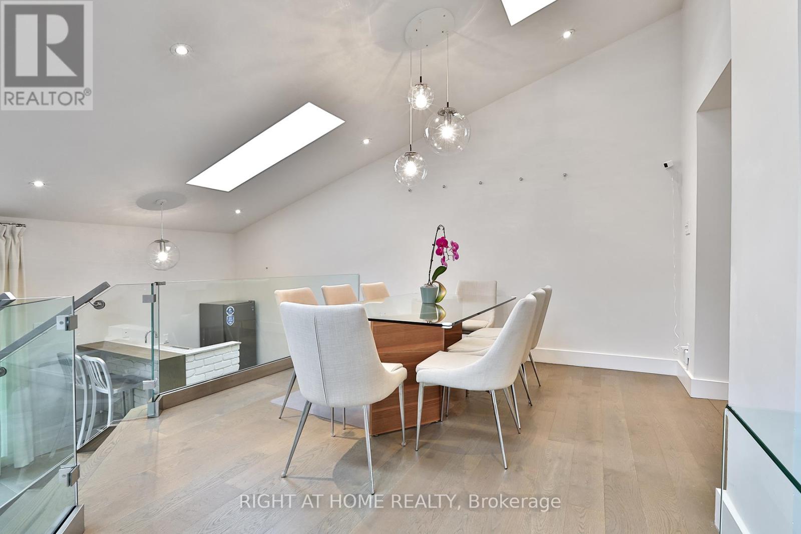 34 SCARCLIFF GARDENS - 12