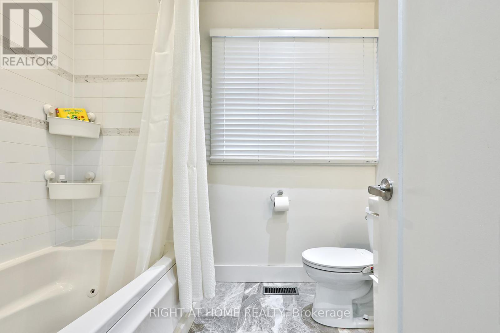 34 SCARCLIFF GARDENS - 24