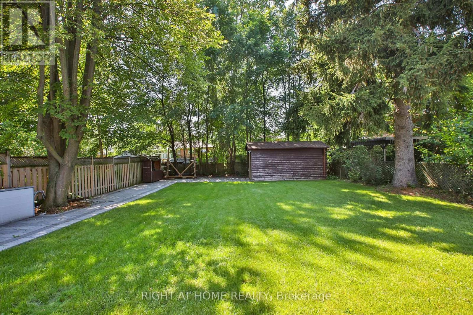 34 SCARCLIFF GARDENS - 35