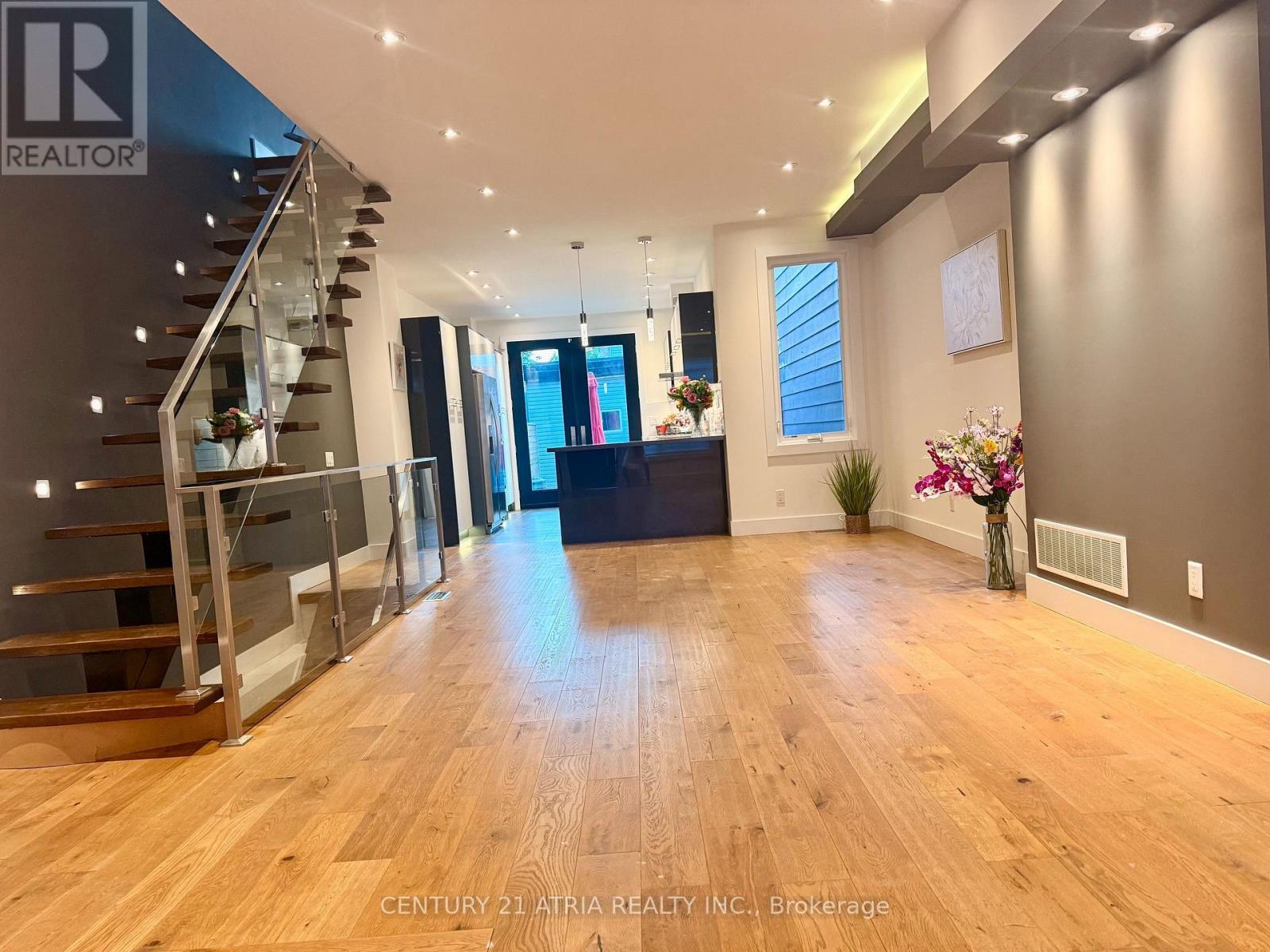 Photo of 10 Palmerston Avenue