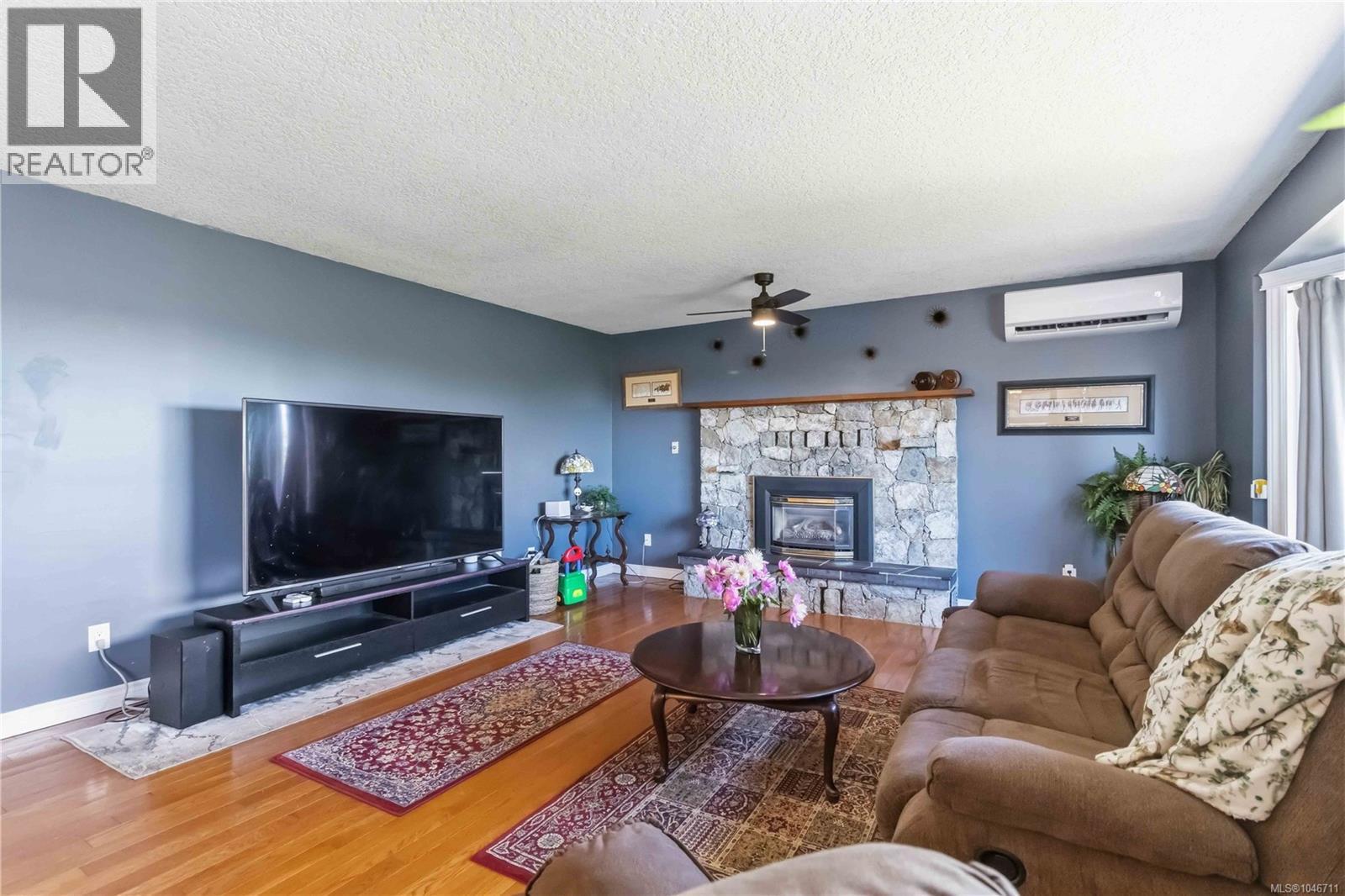 3389 Mary Anne Cres - Image 4