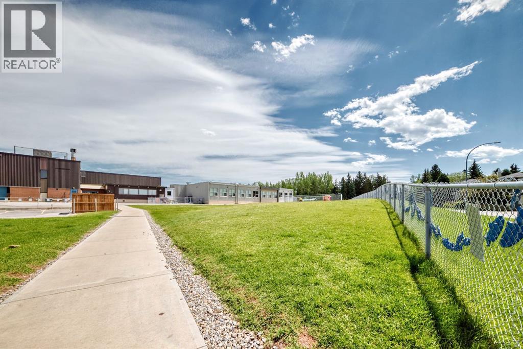 3717 42 Street Northwest - Photo 43