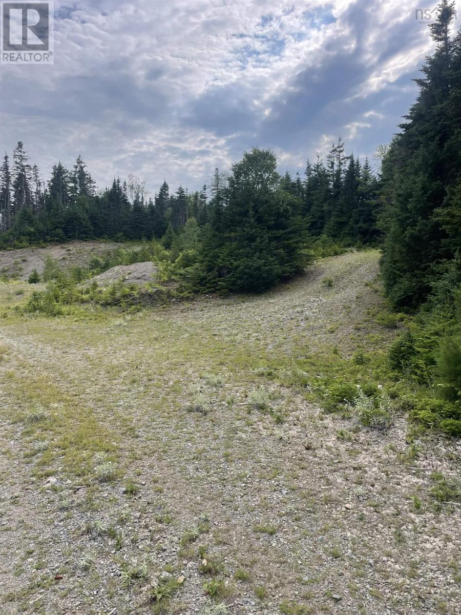 Property 7 of 13 of Big Hill Road