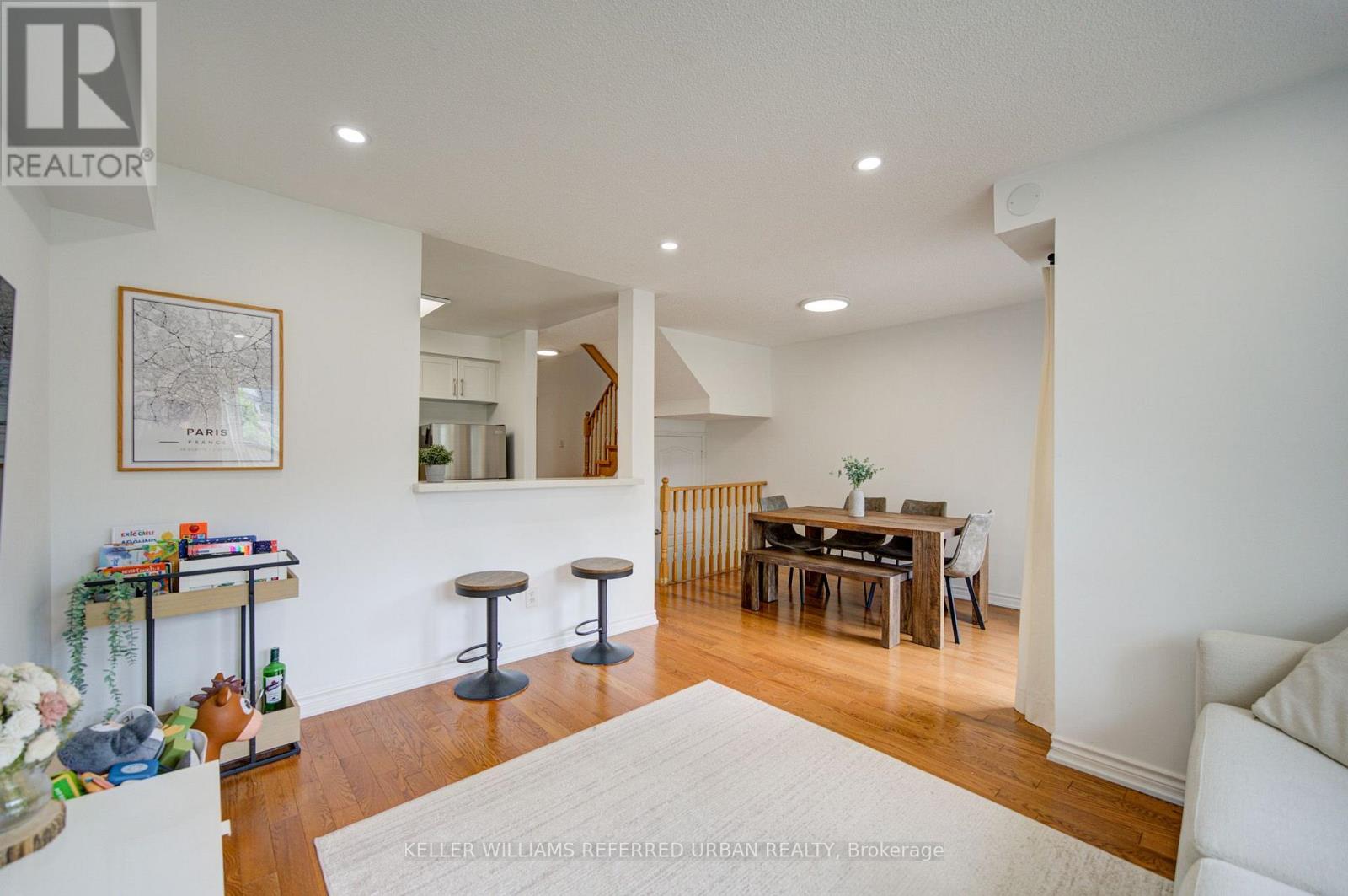 19 EVELYN BUCK LANE - 17