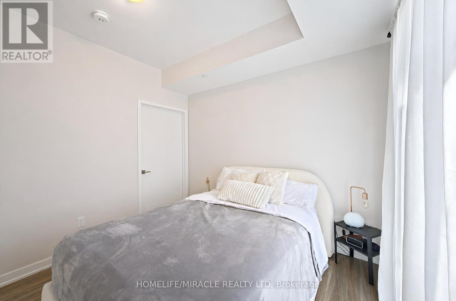 #813 10 ABEJA STREET - 10