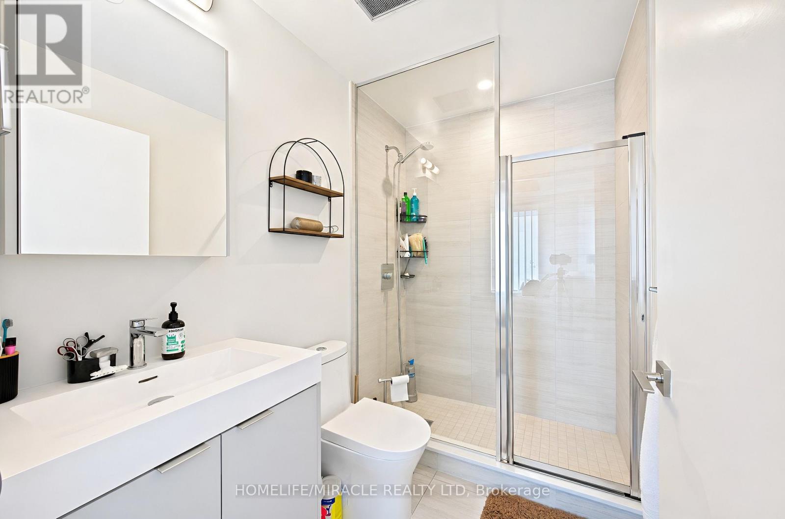 #813 10 ABEJA STREET - 11