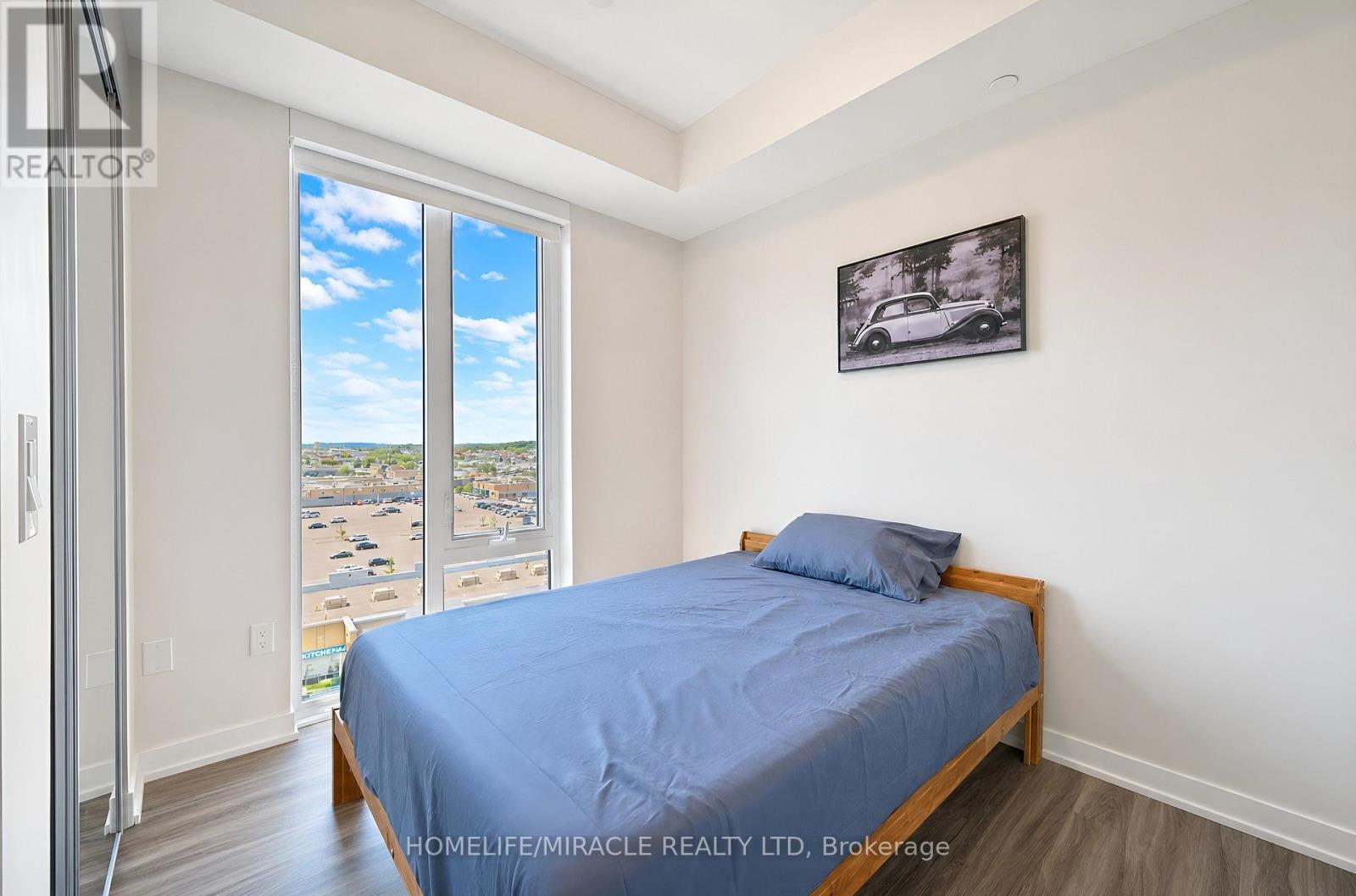 #813 10 ABEJA STREET - 12