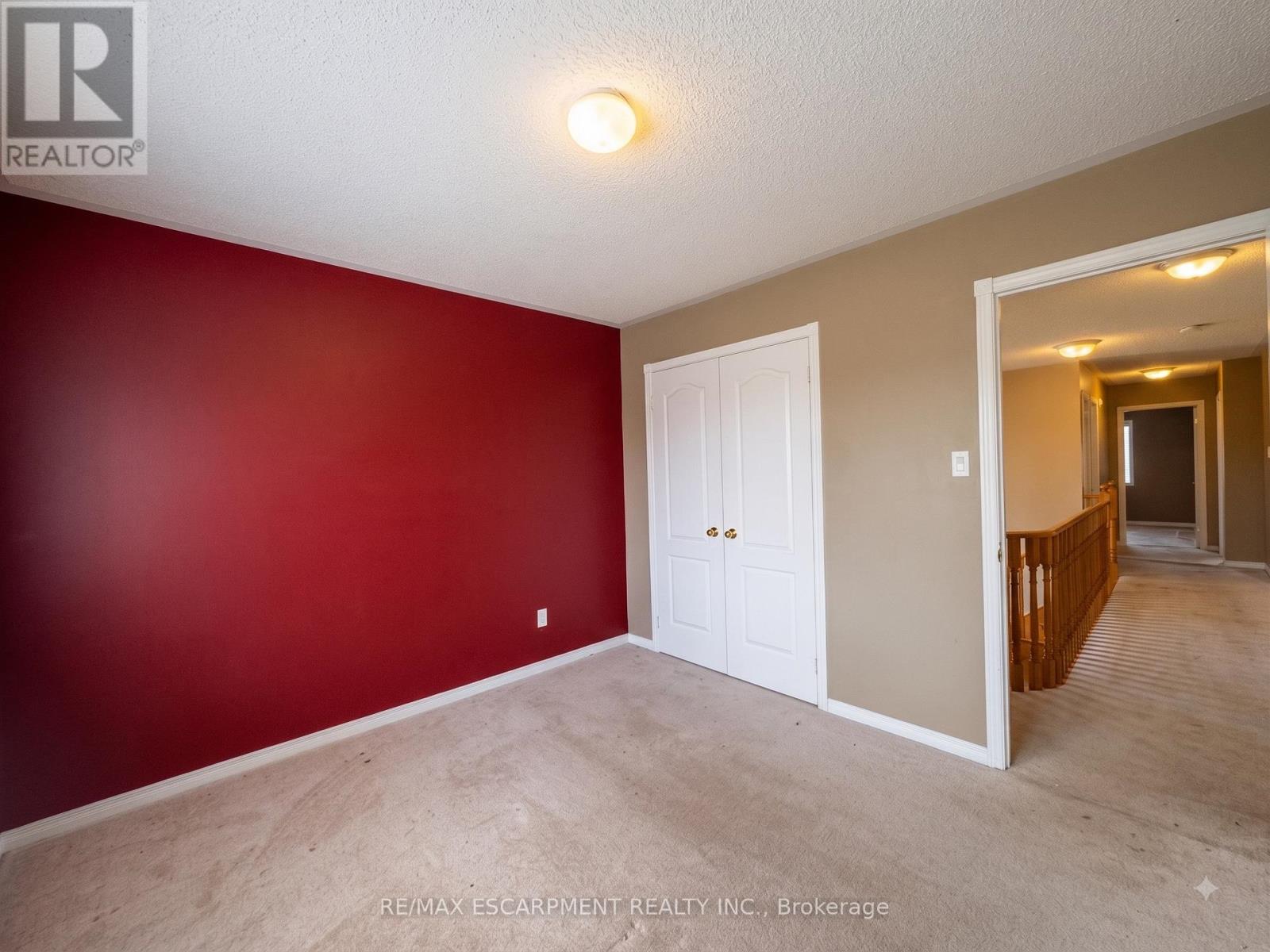 56 PEACHLEAF CRESCENT - 12
