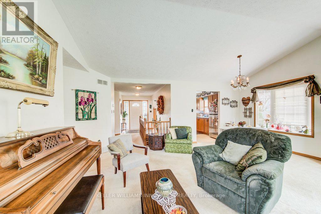 782 LAVERY STREET - 17