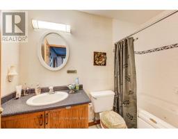 782 Lavery Street, North Perth, ON N4W3T4 Photo 22