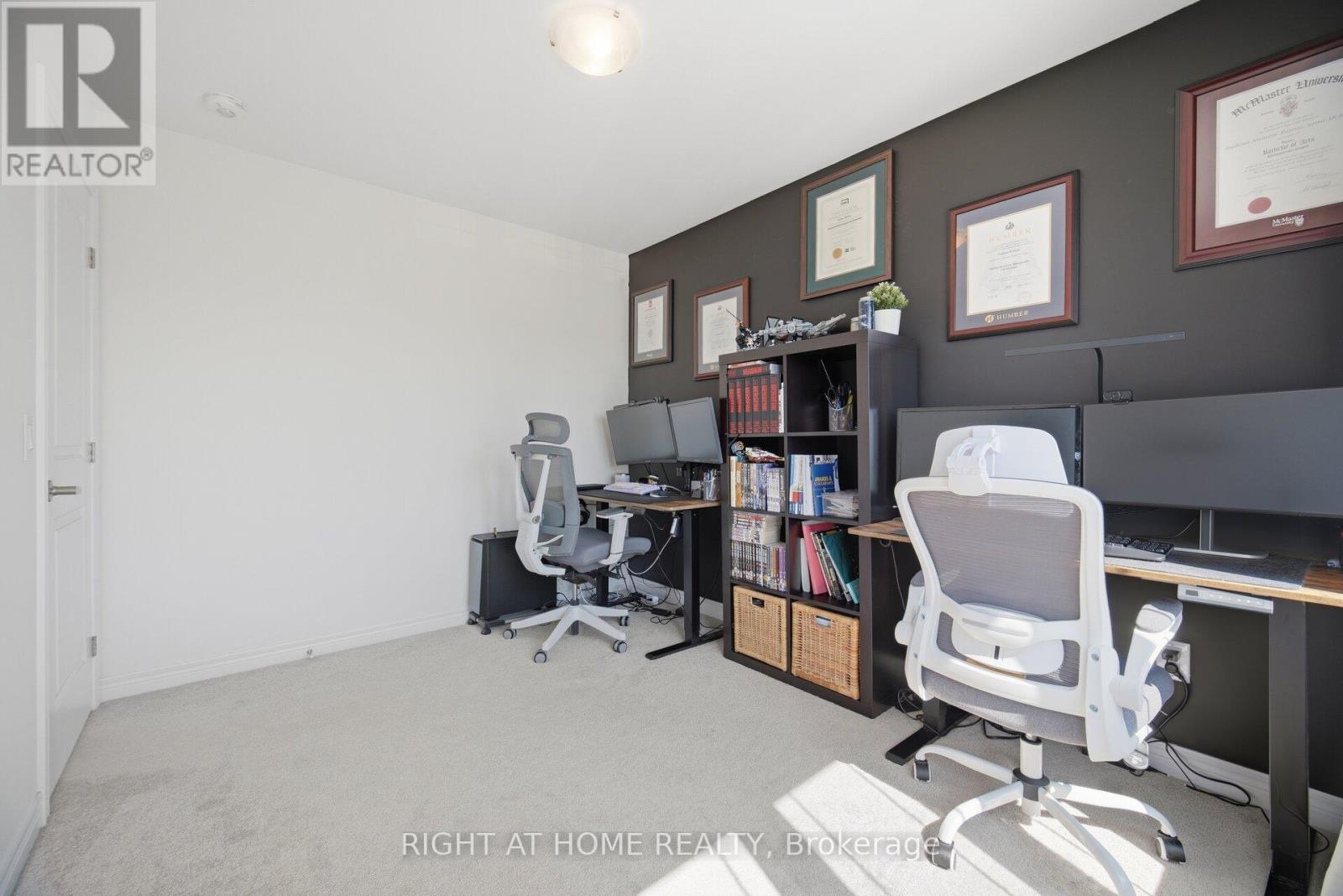 #25 27 RACHEL DRIVE - 38