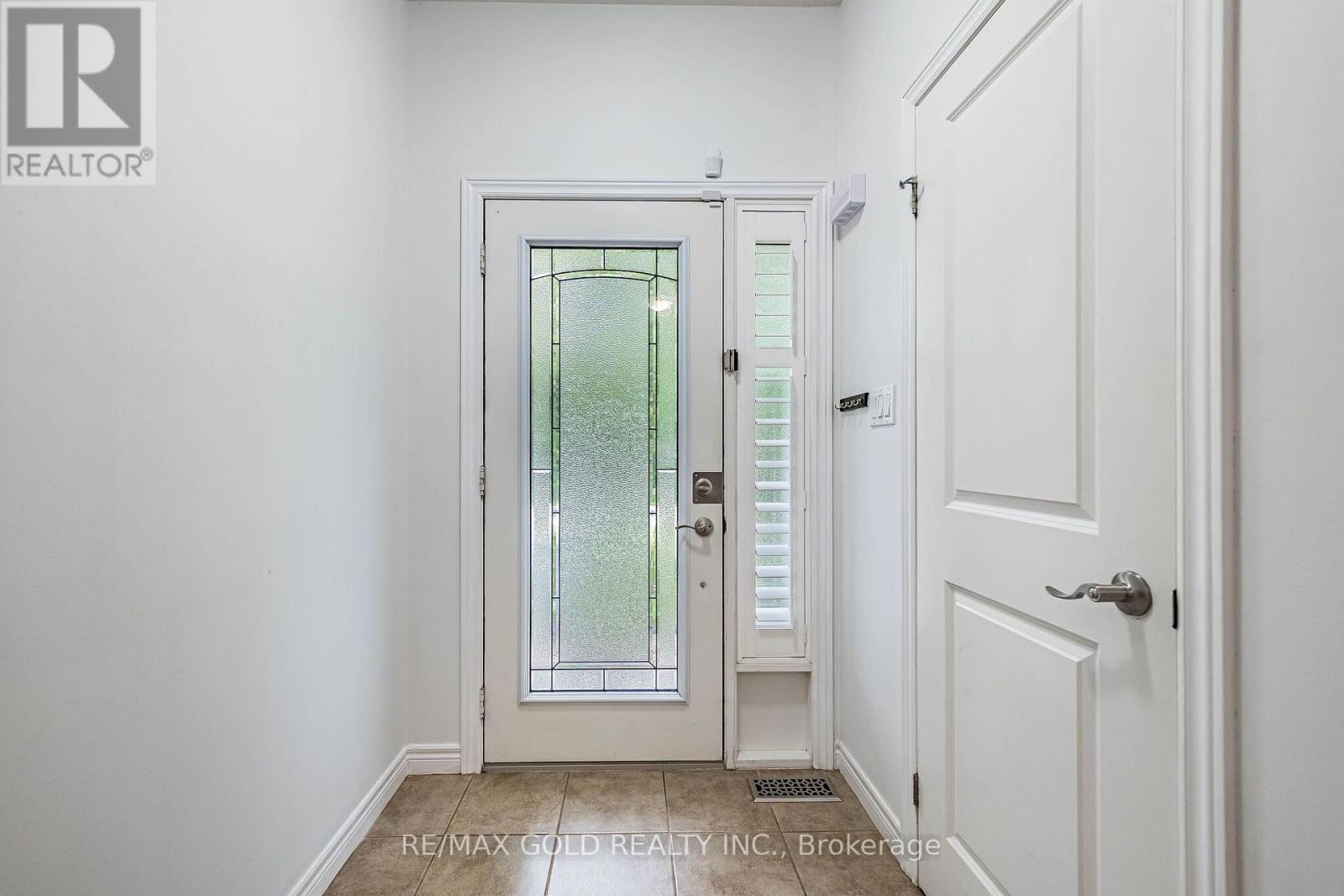 1452 BASELINE ROAD - 6