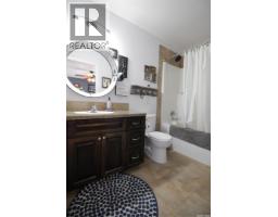 Bedroom - 608 Alberni Street, Moosomin, SK S0G3N0 Photo 12