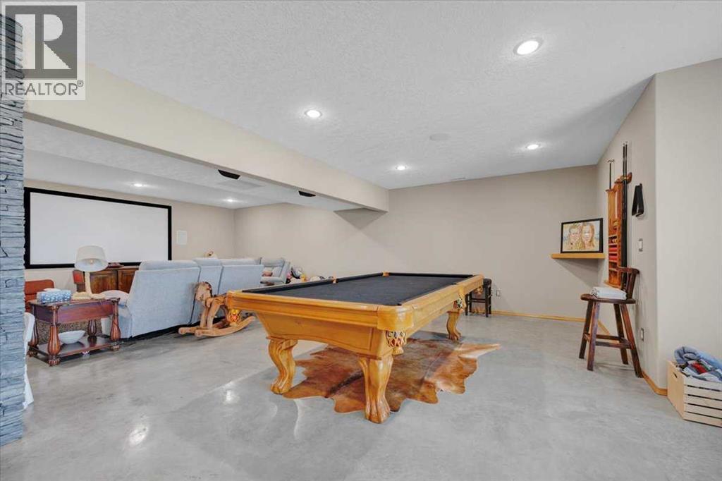 562056 24 Street E - Image 27