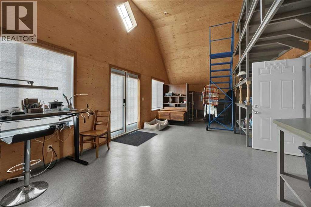 562056 24 Street E - Image 42