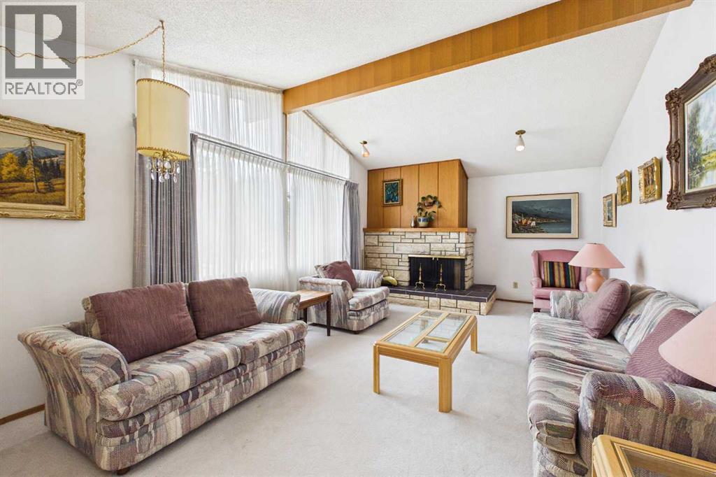 2012 Urbana Road NW, University Heights, Calgary photo 3