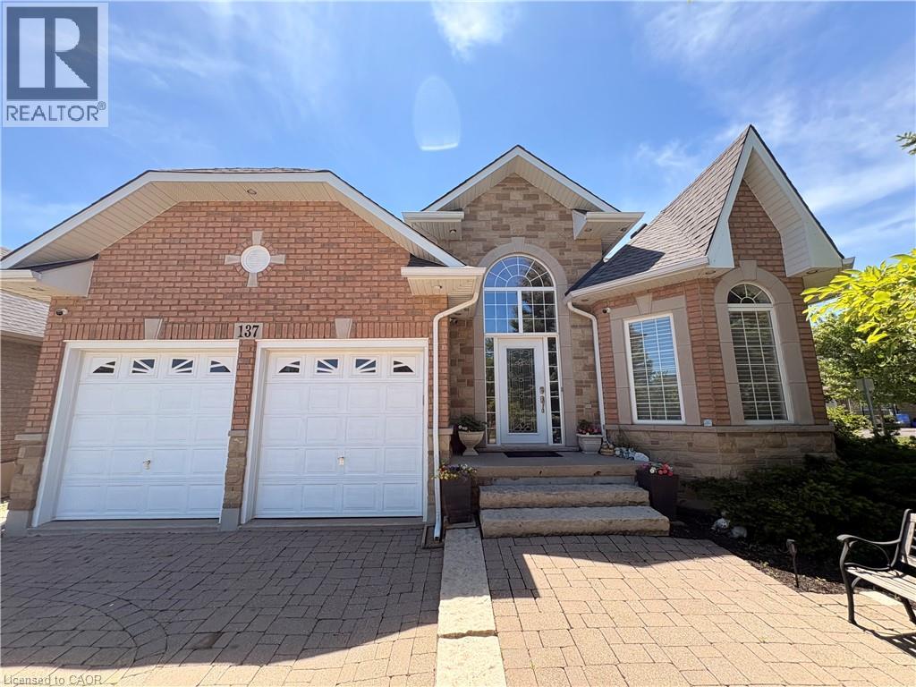 137 PINEHILL Drive - 1
