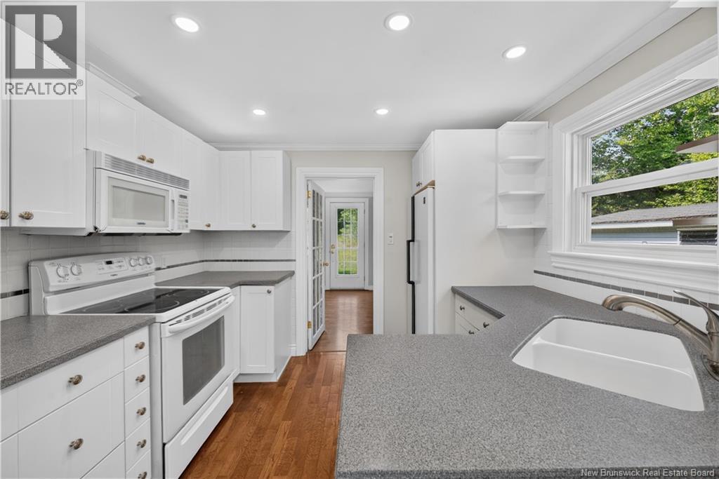 8250 Main - 15