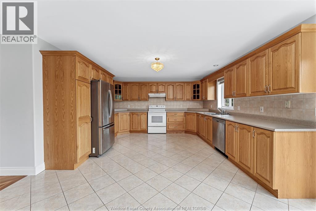 128 MARINA GROVE - 18