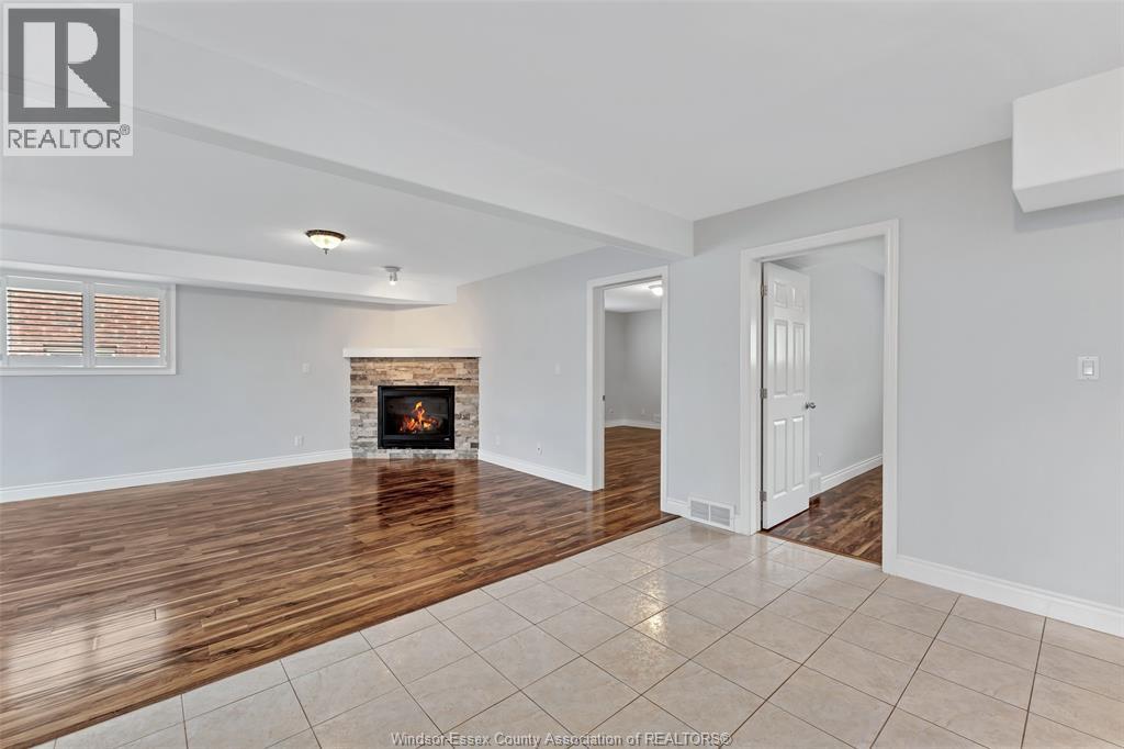 128 MARINA GROVE - 30