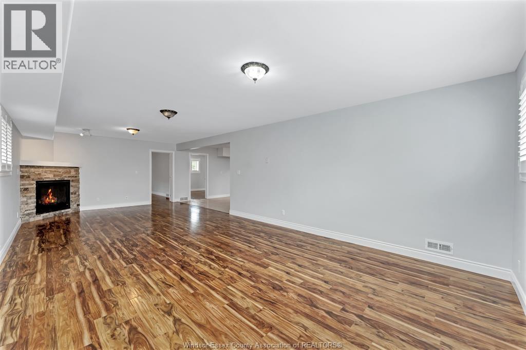 128 MARINA GROVE - 34