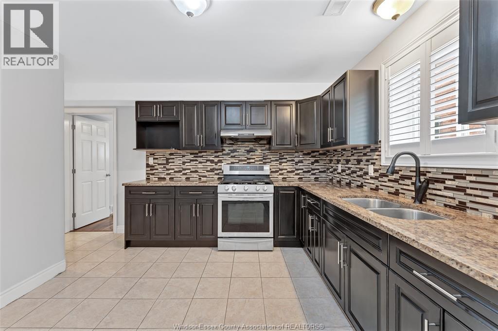 128 MARINA GROVE - 43