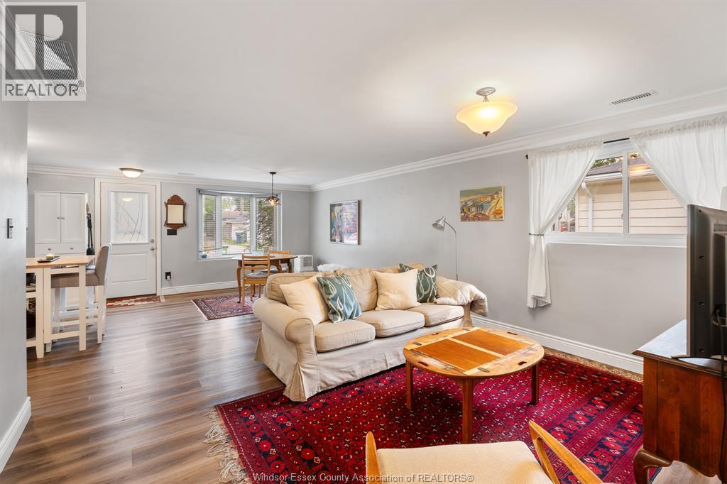 1555 ADANAC AVENUE - 16