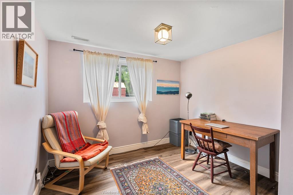 1555 ADANAC AVENUE - 21