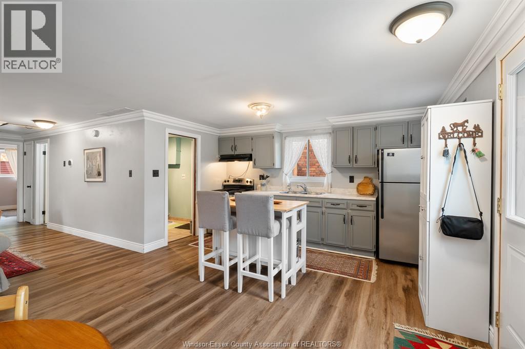 1555 ADANAC AVENUE - 9