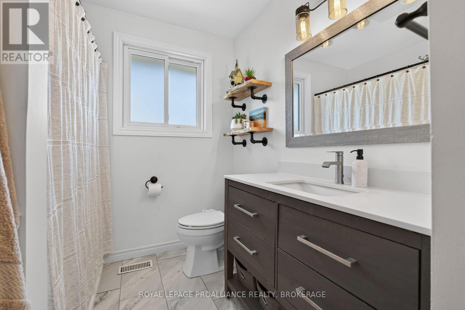 691 AYLMER CRESCENT - Image 20