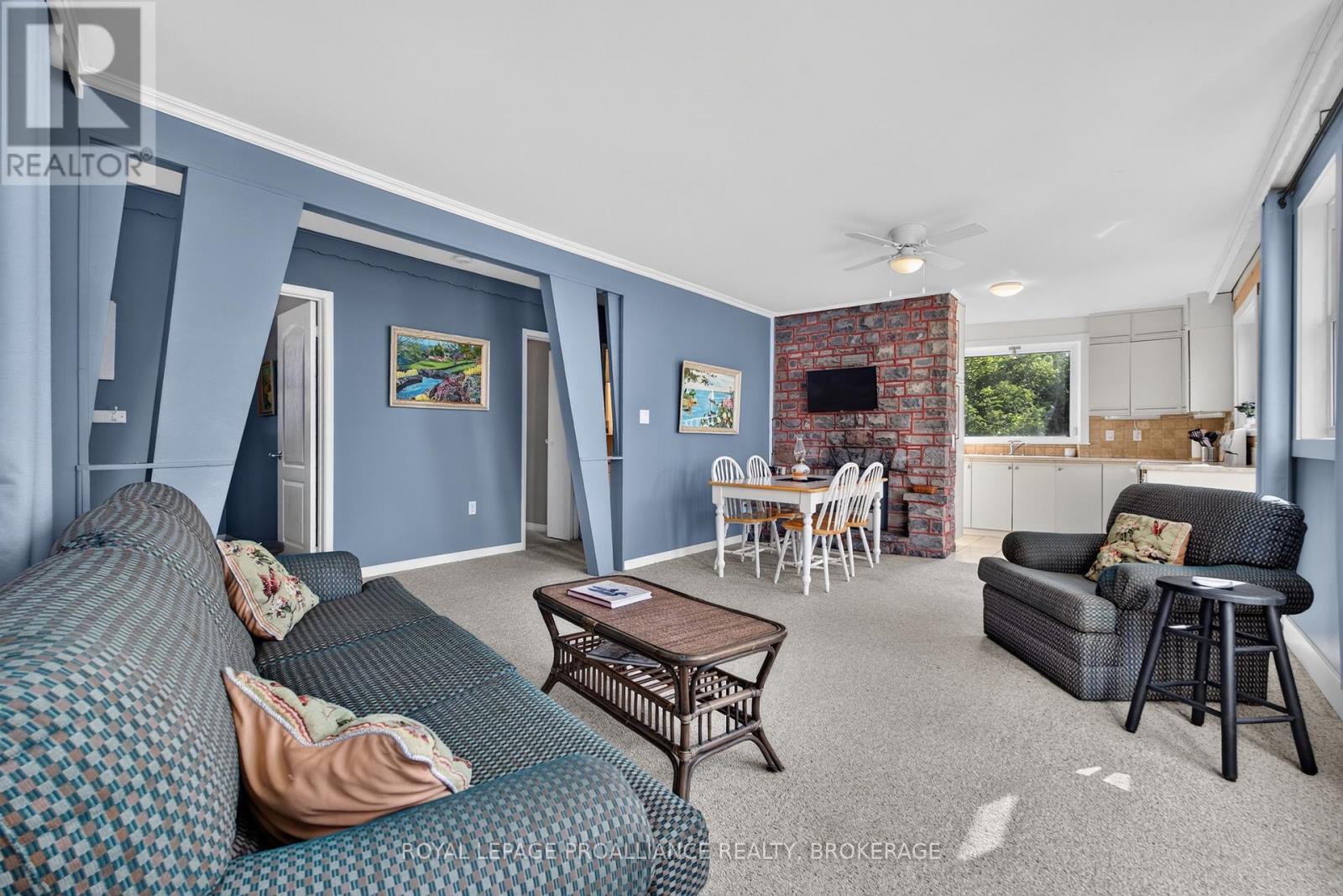 790 HOWE ISLAND DRIVE - 11