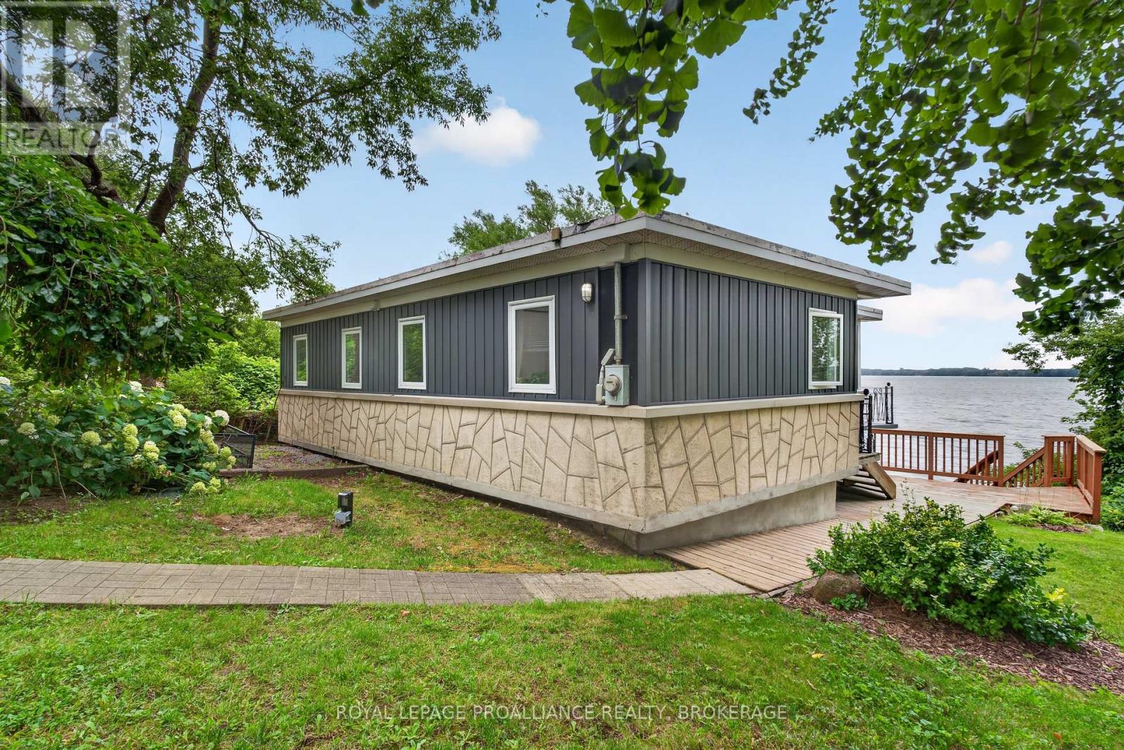 790 HOWE ISLAND DRIVE - 3