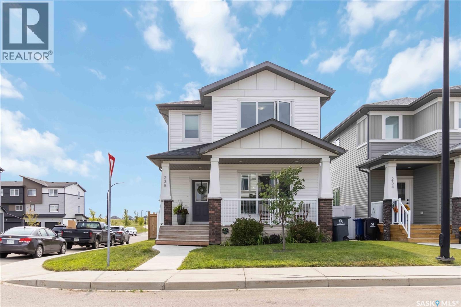 238 Dubois CRESCENT