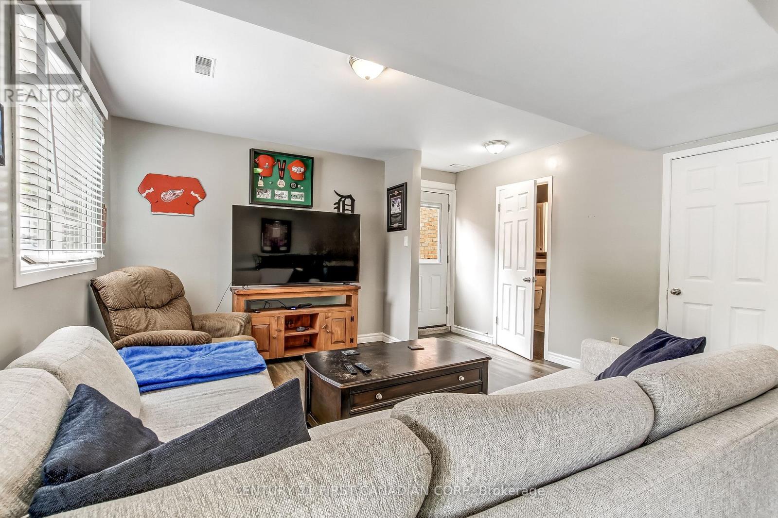 74 WINDING WAY CRESCENT - Image 19