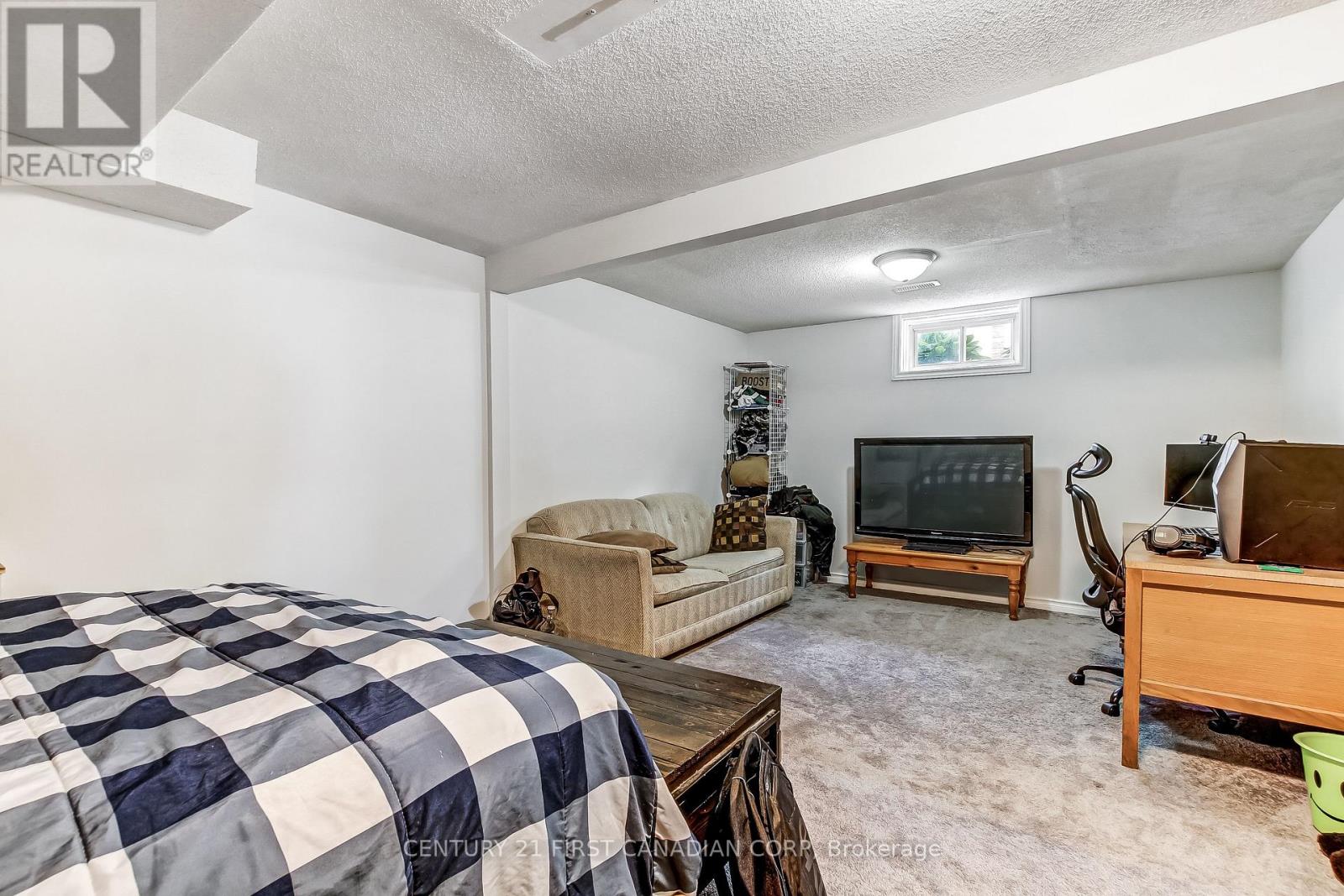 74 WINDING WAY CRESCENT - Image 26
