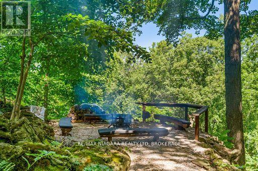 429 RIDGE ROAD E - 22